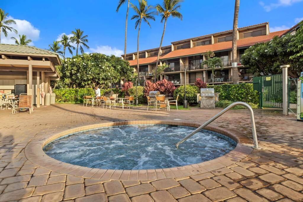 Magnificent Sunsets And Ocean Views At Luana Kai Apartamento Kihei Exterior foto